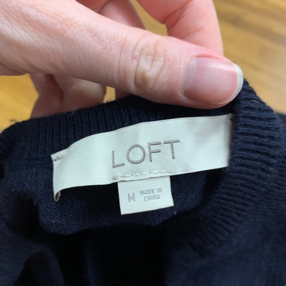 Loft Floral Crew Neck Long Sleeve Sweater Women's Size M Navy Blue‎ Wool Mohair - Picture 4 of 6